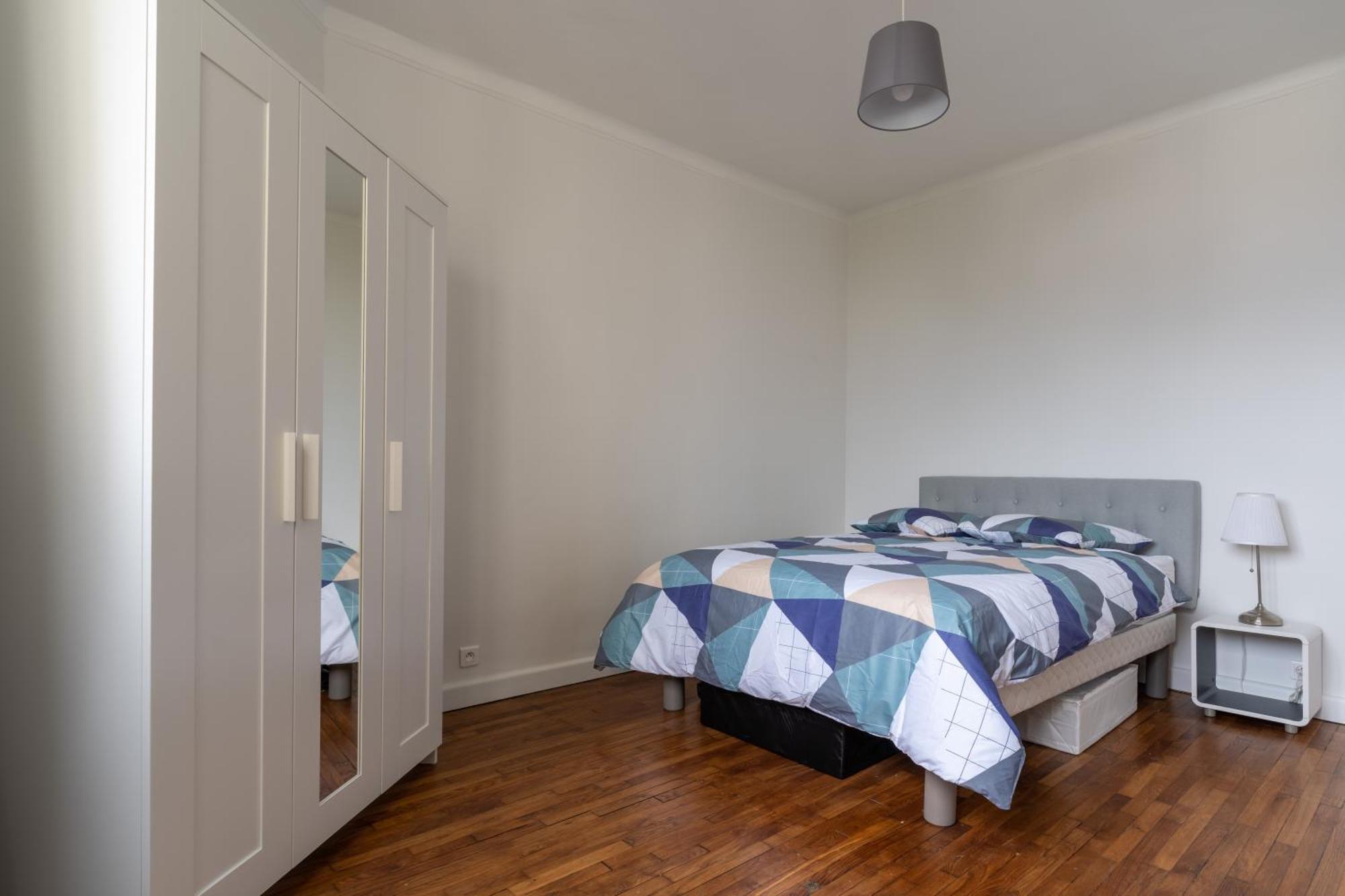 Apartamento Charmant 2 Pieces Pour 4 Personnes A Courbevoie Exterior foto
