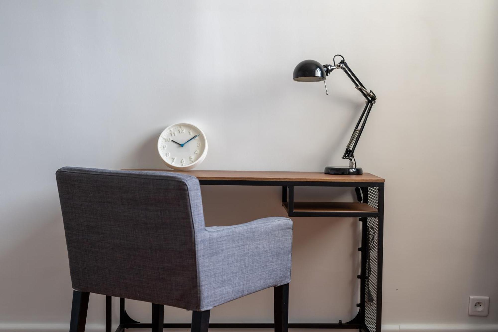 Apartamento Charmant 2 Pieces Pour 4 Personnes A Courbevoie Exterior foto