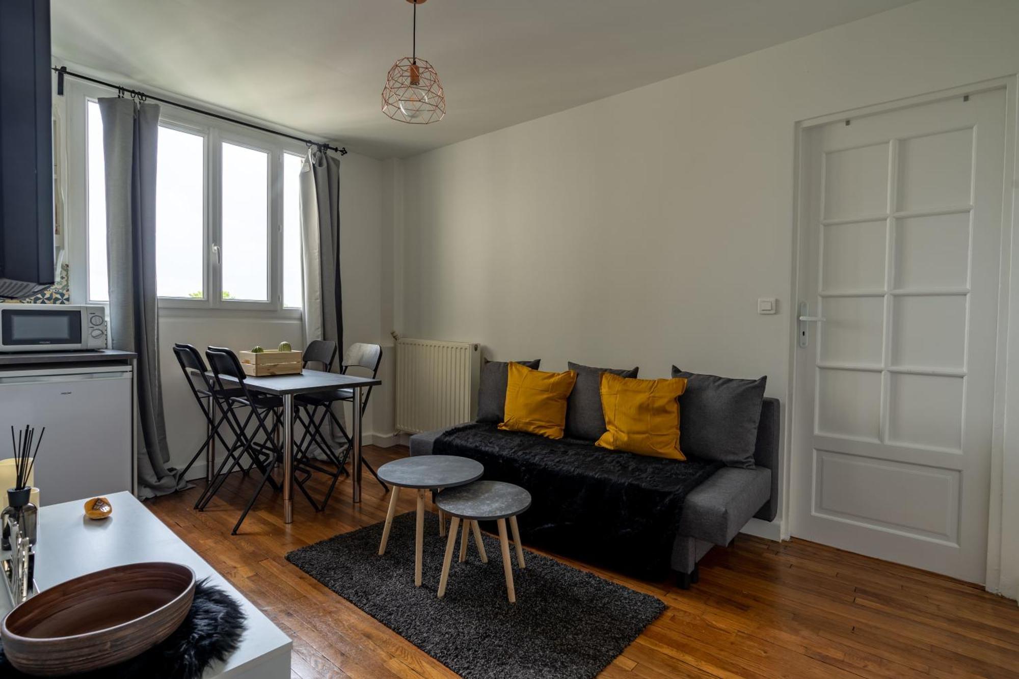 Apartamento Charmant 2 Pieces Pour 4 Personnes A Courbevoie Exterior foto