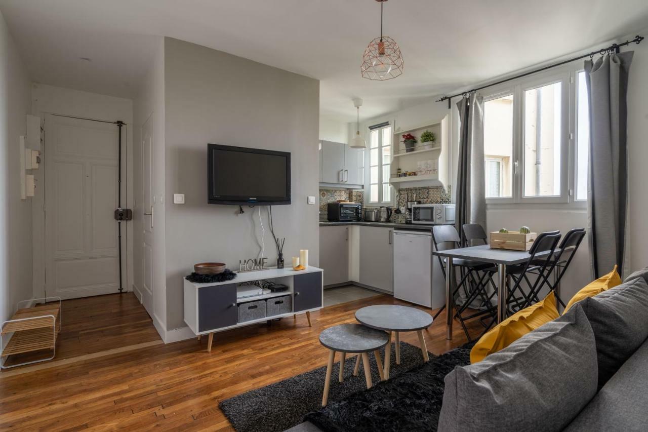 Apartamento Charmant 2 Pieces Pour 4 Personnes A Courbevoie Exterior foto